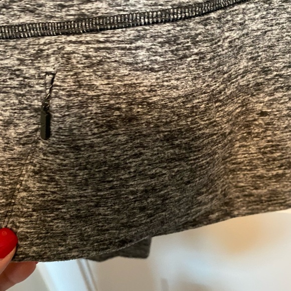 Lululemon Sweatshirt - Picture 3 of 4